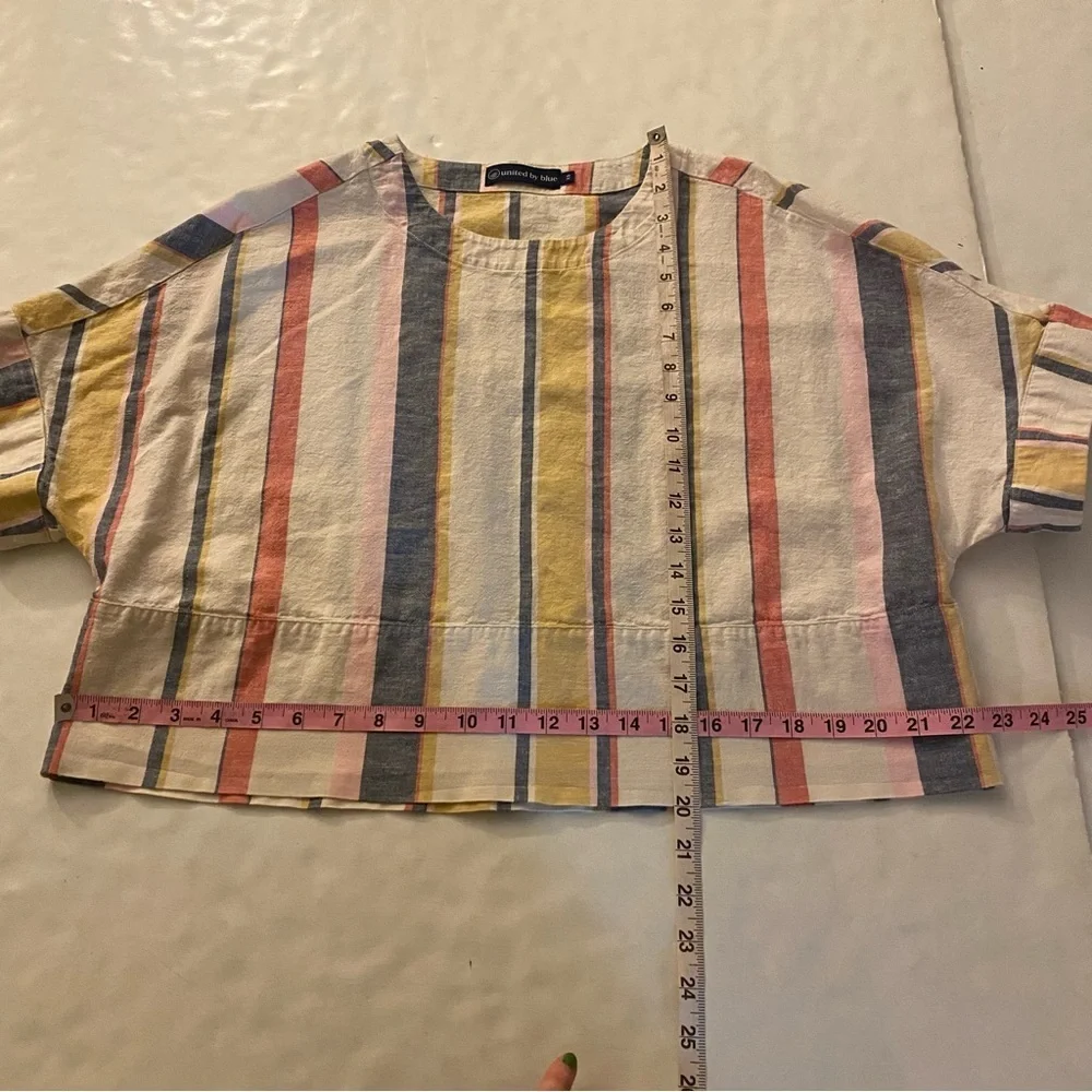 United By Blue Striped Top Blouse Womens Size XS Oversized Linen Cropped Cream - Picture 8 of 8